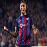 | FOCUS  Raphinha v Manchester United:   61 touches  1 goal  6 shots/3 on target (0.19 xG)  1 assist  20/30 accurate passes  3/8 successful dribbles  8/16 duels won  4 tackles  8.1 Sofascore rating  He's our #BarcaMUFC Player of the Match!   #UEL