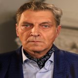 Басманный суд приговорил Невзорова к 8 годам колонии за фейки об армии. По версии следствия, журналист распространял фейки об армии в инстаграме и ютуб-канале. Сейчас Невзоров находится за границей и возвращаться не собираетя.  : Loloxl9, Википедия
