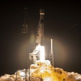 Falcon 9 launches @ispace_inc's HAKUTO-R mission to the Moon, first stage booster returns to Earth