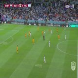 Lionel Messi isn&rsquo;t human. Who else sees that pass.0:04639.5K views
