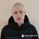 Просидев сутки в Центре временного содержания мигрантов, где блогера побрили, Некоглай подумал над своим поведением извинился за пародийный ролик.  &laquo;Если бы я был на месте того солдата в окопе, то я не выжил бы. Я чувствую себя как животное. Пр