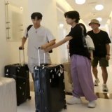 Taehyung tried to help seojoon take his luggages to their car since he brought two luggages and tae thought he might needs help but he&rsquo;s said it&rsquo;s okay  tae is so precious, he wanted to help his hyung.