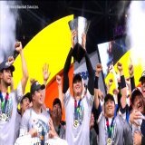 \u25e4緊急放送 #WBC決勝 世界一の瞬間を再び 今夜7時～ WBC決勝 日本vsアメリカ もう一度お届け \u25e3   #侍ジャパン  14年ぶりWBC制覇 最後は  #大谷翔平 が&ldquo;二刀流締め&rdquo;  #村上宗隆 同点弾から逆転劇総力戦で悲願の世界一奪還  記事はこちら