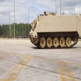 US Army preparing the M113 APCs for the Ukraine. 1420/