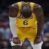 LeBron James in the 4th quarter this postseason:   4.5 PPG 34.6% FG 5% 3PT