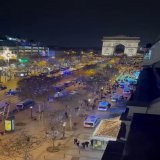 Mira toda la polic&iacute;a que tiene que poner francia x miedo a Marruecos kjj M&aacute;s que llegar a la final parece que los invadi&oacute; alemania otra vez