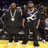 Usher &amp; Floyd Mayweather courtside at the Lakers game