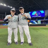 【侍ジャパン】中野拓夢選手が、湯浅京己選手との試合直後の写真を送ってくれました！世界一、本当におめでとう！！！ #侍ジャパン #侍JAPAN #WBC #worldbaseballclassic  #世界一  #阪神タイガース  #中野拓夢 選手 #湯浅京己 選手 #ARE