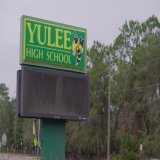 Derrick Henry continues to give back to Yulee, the community and school where his journey started  @Nationwide  #WPMOYChallenge x @KingHenry_2