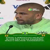 &Eacute; PRA TOCAR PANDEIRO? ENT&Atilde;O SEREI O MELHOR!  Essa foi a resposta de Daniel Alves a respeito dos coment&aacute;rios sobre o motivo pela convoca&ccedil;&atilde;o dele... O que achou, torcedor? #TNTSportsNoQatar
