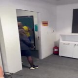A emo&ccedil;&atilde;o de conhecer o &iacute;dolo!  O Richarlison chorou ao encontrar com o fen&ocirc;meno e o Ronaldo fazer a dan&ccedil;a do pombo!  Ah... meus R9  #TNTSportsNoQatar  Cr&eacute;dito: FIFA e Ronaldo TV