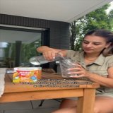 Anzeige. A DAY IN MY LIFE \u2728\u25b6\ufe0f Gut fr&uuml;hst&uuml;cken, um gen&uuml;gend Kraft f&uuml;r den Tag zu haben \ud83c\udf47 \u25b6\ufe0f Cold Energy Tea von @badheilbrunner als fruchtige Abk&uuml;hlung beim Arbeiten! Einfach mit kaltem Wass