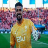 عبدالله المعيوف حارس الهلال :   أحب الأهلي واتمنى مواجهته في النهائي.
