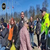 \u2757\ufe0f&mdash; С 9 Мая! &mdash; Пройдёмте...  После поздравления с Днём Победы полицейские в Риге берут под ручки поздравляющего и куда-то уводят.  В Латвии сегодня запретили все праздничные мероприятия, связанные с Днём Победы. Возложение цвето