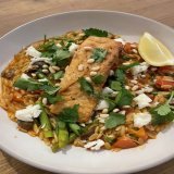 Lipsmackingly-good one pot olive and asparagus orzo with a plant based &ldquo;salmon&rdquo; fillet and Greek-style cheese.  28.5g of plant protein   #PlantBased #RecipeOfTheDay #MeatFree #Vegan #vegetarian