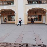 Власти исказили смысл не только демонстраций 1 мая. Они отобрали у людей и 9 мая, превратив его из дня памяти о жертвах, горе и лишениях, которые приносит с собой война, в праздник милитаризма и ненависти.  2/4
