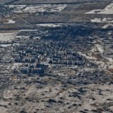 Всё, что осталось от Угледара после штурма.   Впрочем, взять выжженные руины орки так и не смогли.  Почему путин решил стереть Донбасс с лица земли.