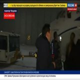 Виктор Бут дома, в Москве. В аэропорту его встретили супруга и мама
