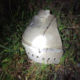 Фрагмент ракеты упавшей в Польше принадлежит ЗРК С-300.  На первом фото - фрагмент ракеты упавшей в Польше.  На втором фото - обломки зенитной ракеты С-300, которая упала в Дагестане 08.10.2020 во время Карабахской войны.  Польша ответит Украине? Или