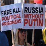 1/3) 12 июня все независимые российские новостные каналы, те, что работают за пределами России, проведут марафон солидарности с политзаключенными.