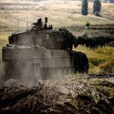 Польша готова создать центр обслуживания танков Leopard, предоставленных Украине  Польша готова создать центр технического обслуживания немецких танков Leopard, переданных Украине.  Об этом заявил министр обороны Мариуш Блащак, со ссылкой на Bloomber