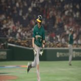 Robbie Glendinning got every piece of that one.   #WorldBaseballClassic
