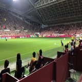 ヴィッセル神戸の流麗コレオです。  これ見せられたら、そりゃホームとしては負けるわけにはいかない  って気持ちが高まるよね。  #ヴィッセル神戸 #visselkobe  #Jリーグ    #Rakuten   #楽天
