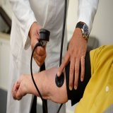 via @focusonline #Deutschland #Gesundheitswesen Es fing schon unter Seehofer an (ja, der war mal Gesundheitsminister) und Ulla Schmidt hat die Methode dann perfektioniert, wie man das Gesundheitssystem komplett an die Wand f&auml;hrt! Danach nur noch