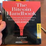 Fast eyes Fast 20   Good morning Whales Mafia I just finished reading this great book by Anil Patel   It&rsquo;s short, easy to read, and exceptional at breaking down difficult #Bitcoin -related concepts with simple explanations and clever graphics. 