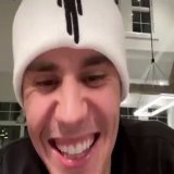 i can&rsquo;t wait to see you healthy and hear your laugh again bubs @justinbieber  \ud83e\udd7a \ud83e\udd0d