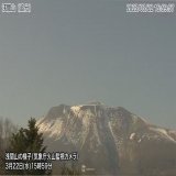 ＜浅間山で活動が活発に＞ 群馬&mdash;長野県境にある浅間山で、傾斜変動や火山性地震の増加がみられ、火山活動が高まっている可能性があります。気象庁は臨時の火山の状況に関する解説情報を発表し、今後の浅間山の火山活動の推移に注意するよう呼びかけています。