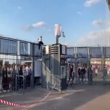 Обстановка перед стадионом "Стад де Франс" в Париже.