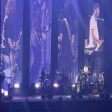 大阪城ホール 50代の今の4人が好きです 昔和也の歌い方があまり好みじゃなく（ごめん）岡健のカッコつけた弾き方も好みじゃなかったのに（）今はハイテンションの和也も落ち着いた岡健も安心の耕陽も4人皆んなが好きだ  いつもパズルのこの4人の終わり方がいい  #男闘呼組 #成田昭次 #大阪城ホール