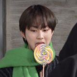 jungwon and his lollipop