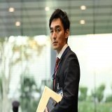 目つけられてよかった 二人での芝居の時間異次元の楽しさだった。演技とか超えて存在がブワーンってくるの。で駐車場も何か違う宇宙になる。草彅さんって俺にとって長嶋茂雄かも #草彅剛 #罠の戦争 　&ldquo;鷲津&rdquo;草なぎ剛、運転手の&ldquo;牛尾&rdquo;矢柴俊博に目をつける- Yahoo!ニュース