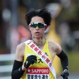 #箱根駅伝  衝撃の飛び出し、波乱の独走。誰も追いつけない。  \u25bd【速報】学生連合の新田選手、独走  \u25bd新田の予選会での走り