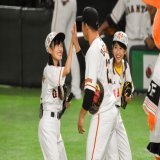 2018年のももクロナイターで撮った1枚。 すごい写真になった 結婚おめでとう #高城れに  #宇佐見真吾  #ももクロ