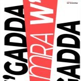 تستمر سلسلة مرا و قادة مع ضيفة جديدة ،زينب فاسيكي، الفنانة الحائزة على عدة جوائز والتي تركز مسيرتها الفنية على النهوض بقضايا حقوق الإنسان وحقوق المرأة والمساواة الاجتماعية.من الهندسة الميكانيكية إلى الرسوم السياسية "كوميكس"، كان الرسم أداة زينب للتعب