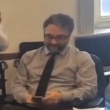 یارو حتی شعور سلام دادم رو هم نداره، نشوندنش جایی که برا مردم تصمیم بگیره. ای قربون رئیسی بری. #ننگ_بر_فتنه_۵۷