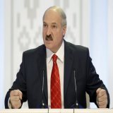 &laquo;Да пошли вы на хрен!&raquo; &mdash; Лукашенко послал украинскую делегацию, которая предлагала провести переговоры в Стамбуле.  &laquo;Какой Стамбул? Чего мы в Стамбул поедем, мы граничим с вами! Хотите разговаривать &mdash; давайте разговарива