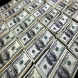 В США все-таки договорились поднять потолок госдолга, чтобы избежать дефолта.  Но времени осталось мало.