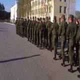Мобилизованных заедают вши  Мобилизованные из печально известной части в Елани жалуются на отсутствие помывочных мест из-за чего их заедают вши. Теперь им приходится договариваться с местными жителями, чтобы просто покупаться.  #мобилизация #новости 