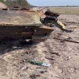 Соскучились за отчётами группы ТО "Кота" по уничтоженной технике российских оккупантов? А они подкатили!  Новая серия пекельної кухні!  Погнали!  Ужаренная БМП-2.  \ud83d\udd25
