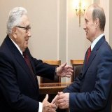 То Эмманюэль Макрон предлагает Зеленскому пойти на уступки России, теперь бывший госсекретарь США 98-летний Генри Киссинджер заявил на Всемирном экономическом форуме в Давосе, что Украина должна начать переговоры с РФ, в том числе с учетом территориа
