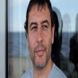 Следствие просит заочно арестовать основателя фонда &laquo;Династия&raquo;* и сына основателя &laquo;Вымпелкома&raquo; Бориса Зимина*.  Зимину вменяют мошенничество в особо крупном размере, фабула дела неизвестна.   С 2004 года Борис Зимин живёт не в