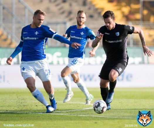 Spielbericht  // 1:3-Niederlage beim @sv98. Sulu entscheidet ein hektisches Spiel am B&ouml;llenfalltor in der Schlussphase   _____  @sportfotosmd  #D98FCM #2Liga #EINMALIMMER