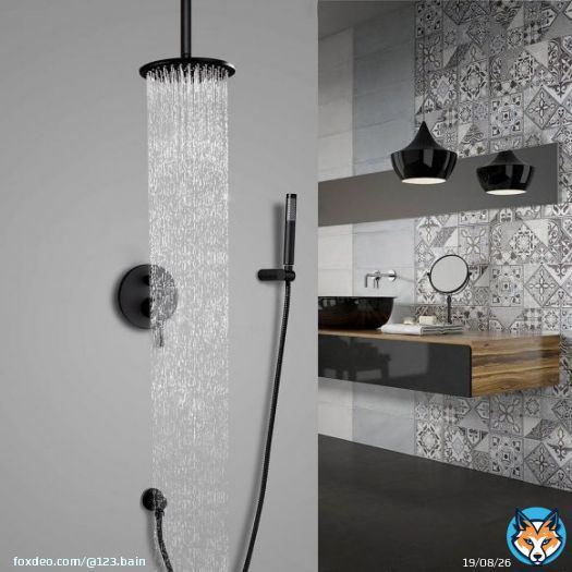 #T&ecirc;tededouche ou #douchette  Et vous, que pr&eacute;f&eacute;rez-vous?   #salledebain  #design #colonnedebain #bathroomdecor #bathroominspo #homedecor #kitchen #sokroos  #robinet  #salledebains  #douche #bain #salledebainstyle #salledebaindesign  #designmoderne #salledebainmoderne
