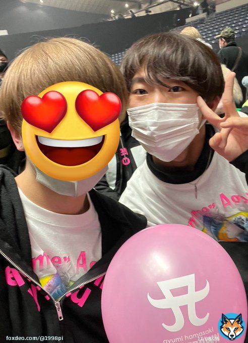 4/8 25th LIVE参戦  拡散・RT希望  福岡の20歳です 色んなTAと仲良くなりたいです！！  会場で会ってくれる人とか 今後仲良くしてくれる人とか よろしくお願いします  #浜崎あゆみ #ayumihamasaki  #ayu25thAnniversaryLive