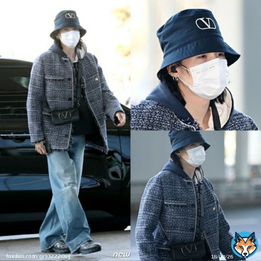 SUGA again is wearing valentino, the same when he went to Japan   HAVE A SAFE FLIGHT YOONGI  #SUGA #AgustD #슈가