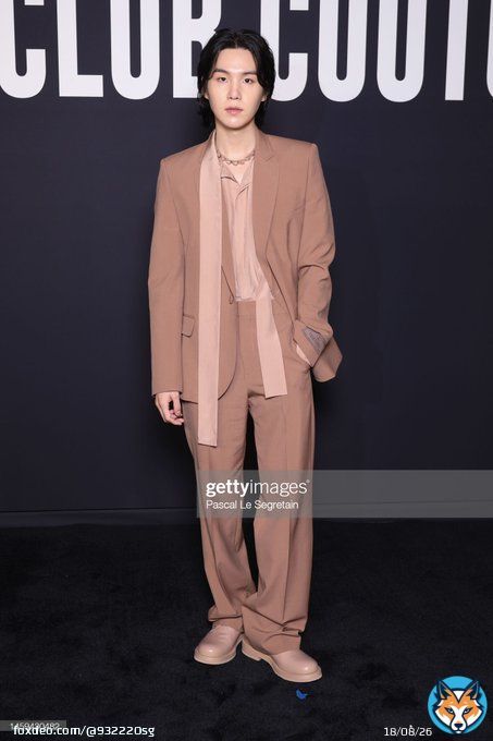 SUGA is wearing @MaisonValentino's men's spring/summer 2023 Haute Couture collection   HAUTE COUTURE WITH SUGA #SUGAxValentinoCouture #SUGAValentinoDiVas  #SUGAatParisFashionWeek